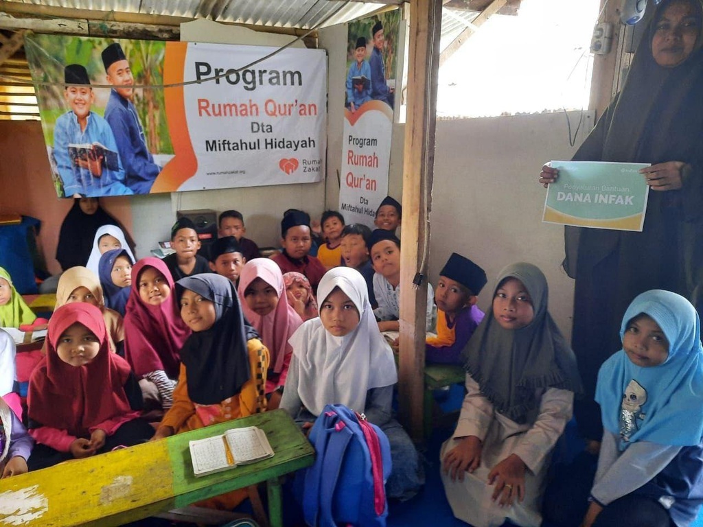SUPPORT RUMAH QUR'AN DTA MIFTAHUL HIDAYAH